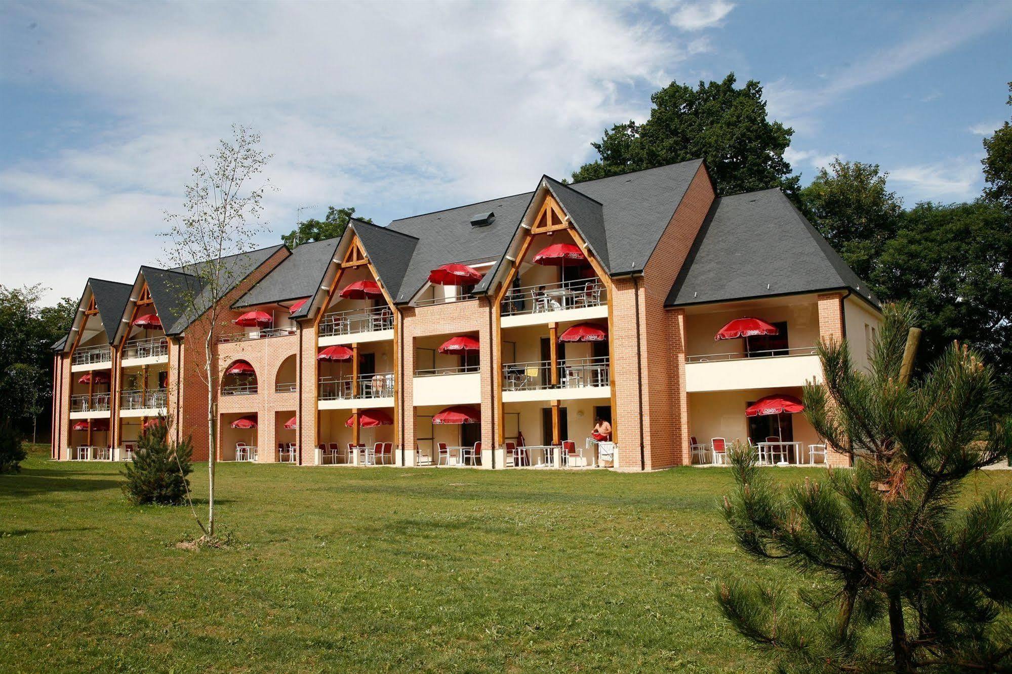 Le Chateau De Pretreville La Rivière-Saint-Sauveur Exterior foto